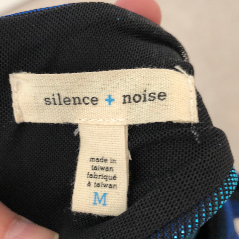 Silence and noice. Size medium. Formal dress - Picture 5 of 5